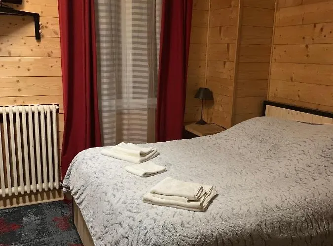 L'équipe Hotel Le Sauze