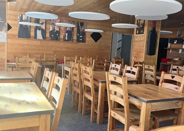 L'equipe 2* Le Sauze